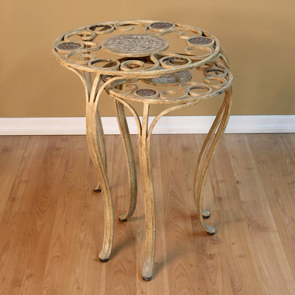 Ziz Nesting Metal Accent Table