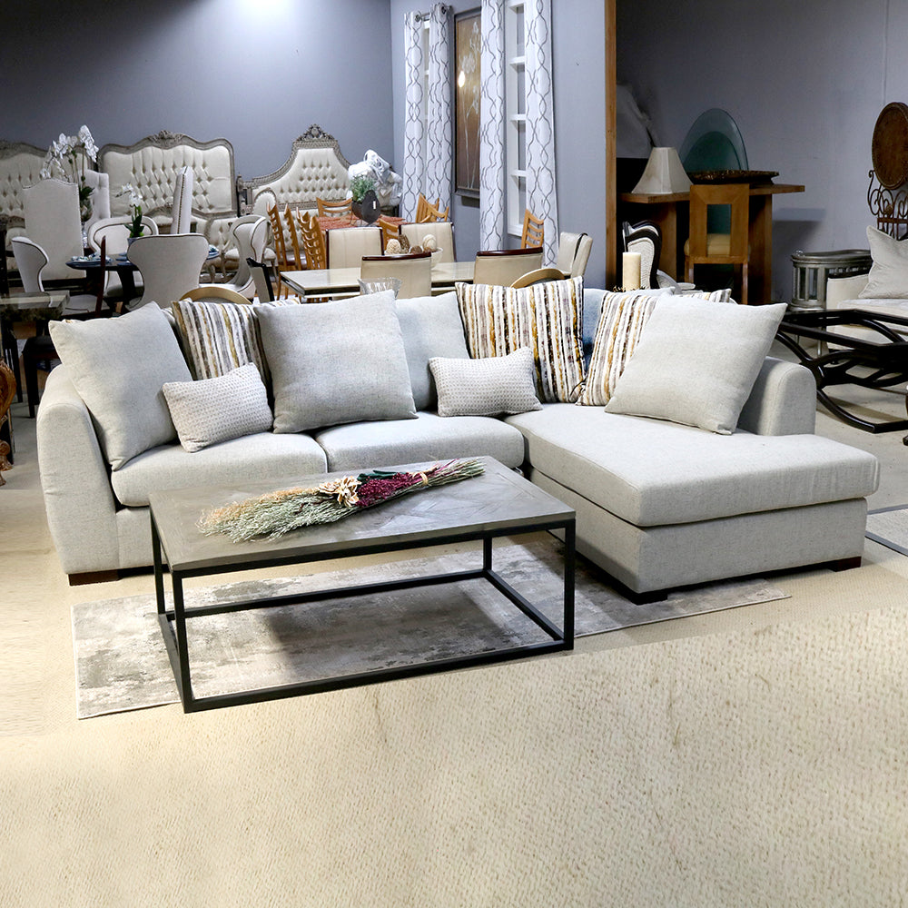 Gableson Sectional Sofa Transitional Furniture