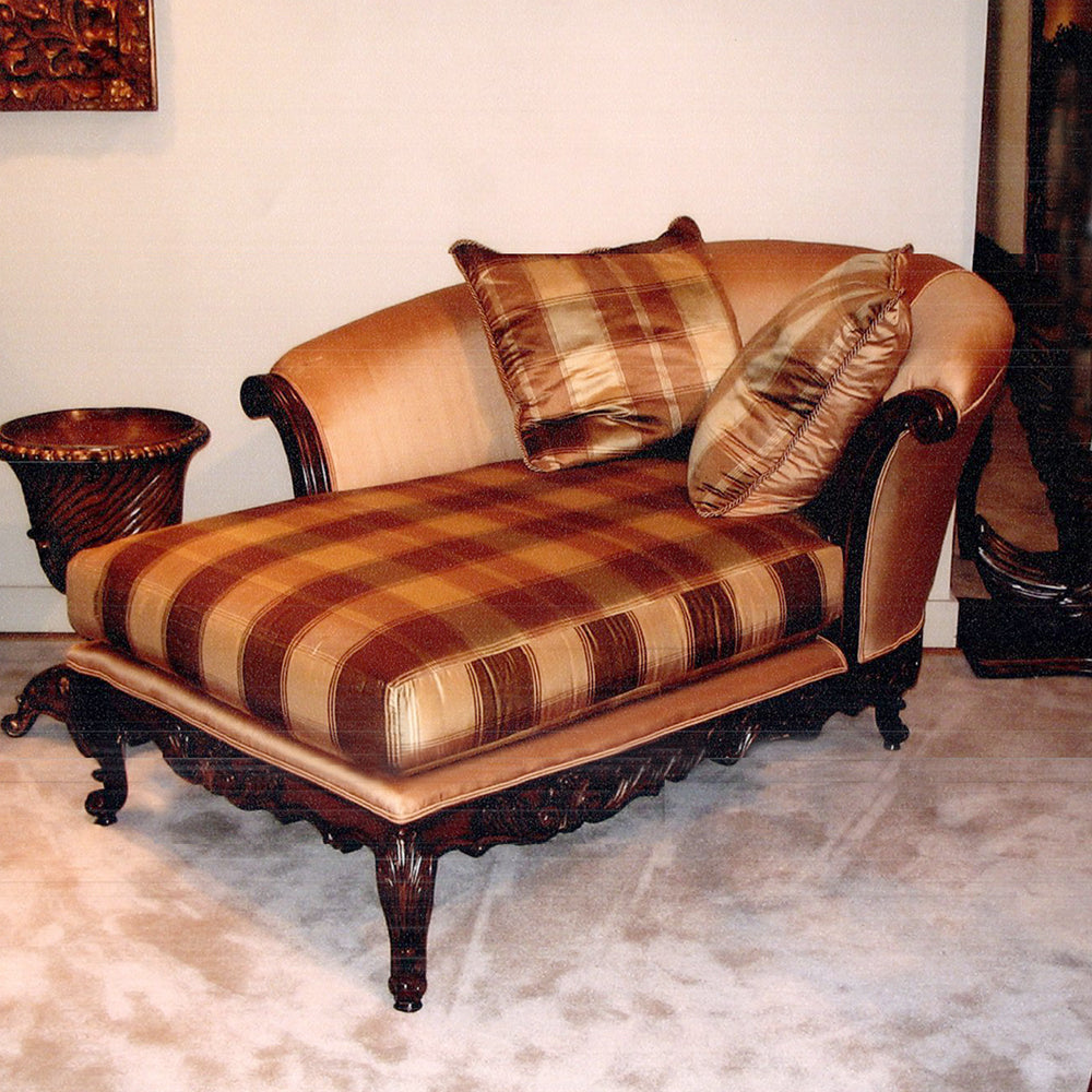 Nadia High-End Custom Italian Chaise Lounge