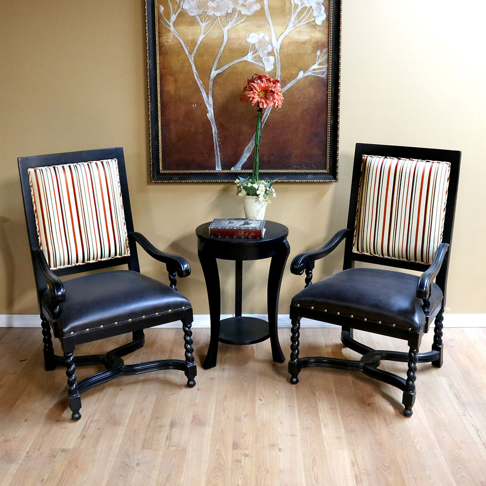 Twister Traditional Arm Chair with Accent Table